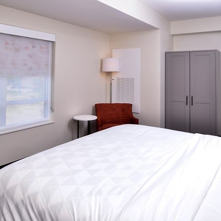 Holiday Inn & Suites - Farmington Hills - Detroit Nw By Ihg Экстерьер фото
