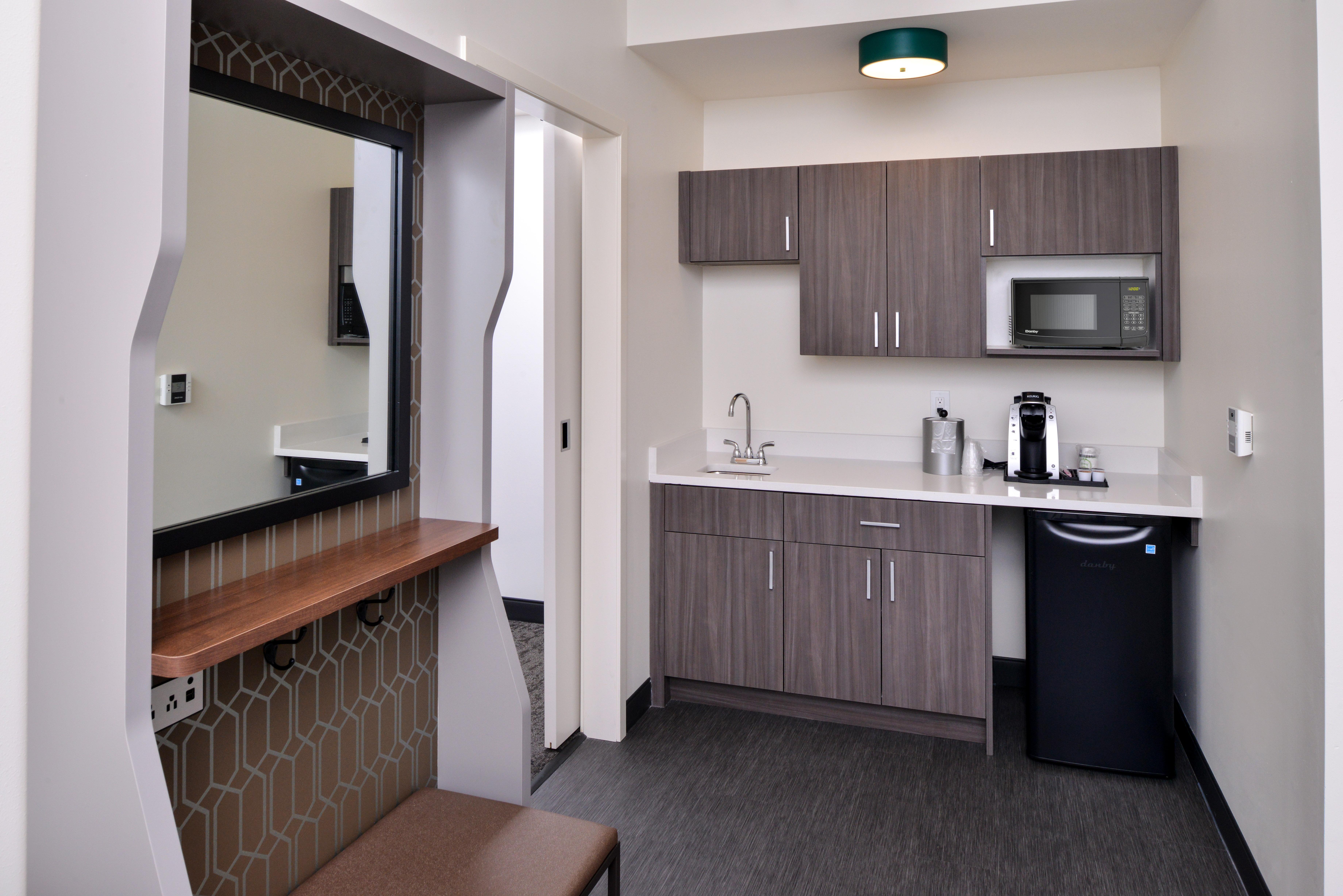 Holiday Inn & Suites - Farmington Hills - Detroit Nw By Ihg Экстерьер фото