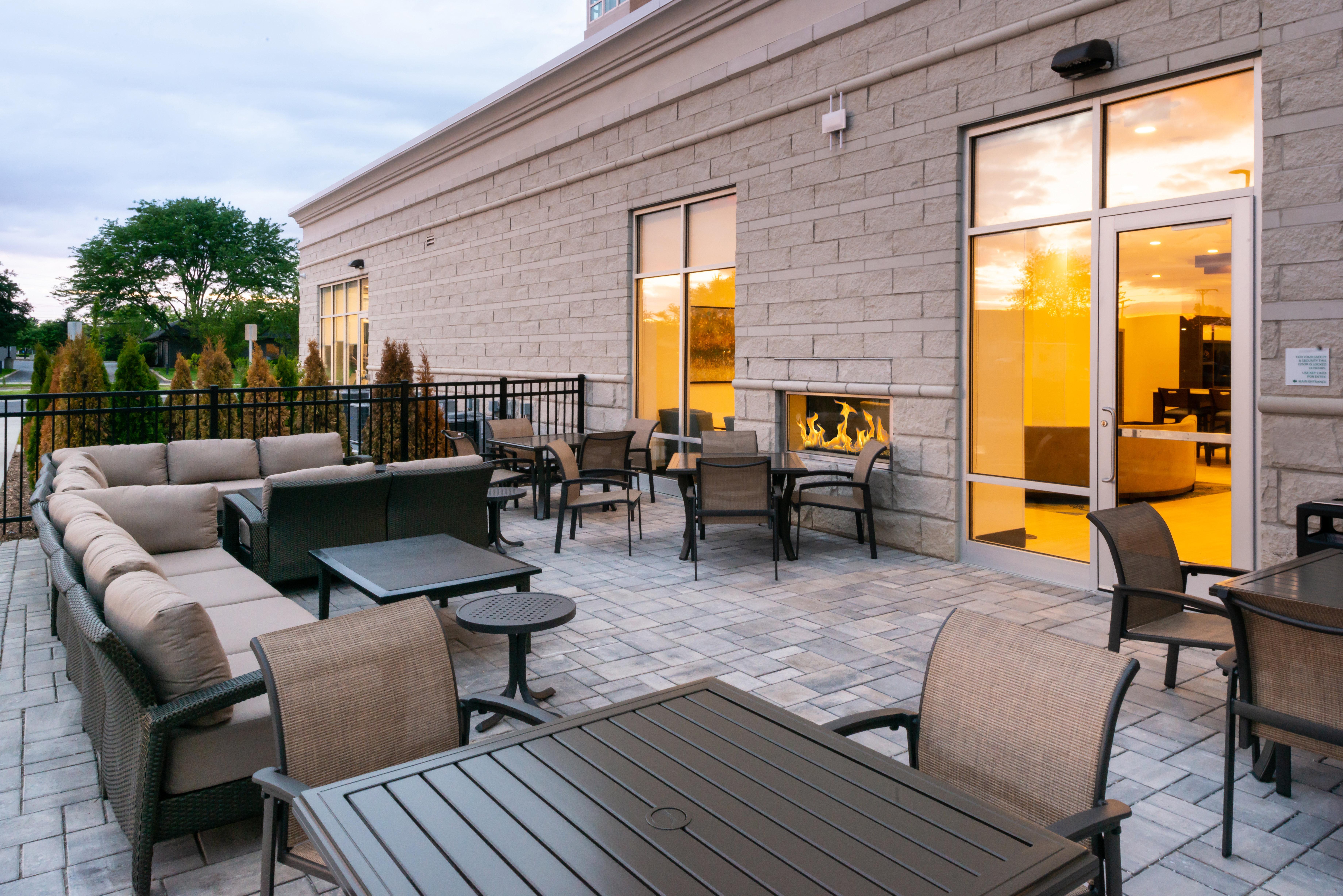 Holiday Inn & Suites - Farmington Hills - Detroit Nw By Ihg Экстерьер фото