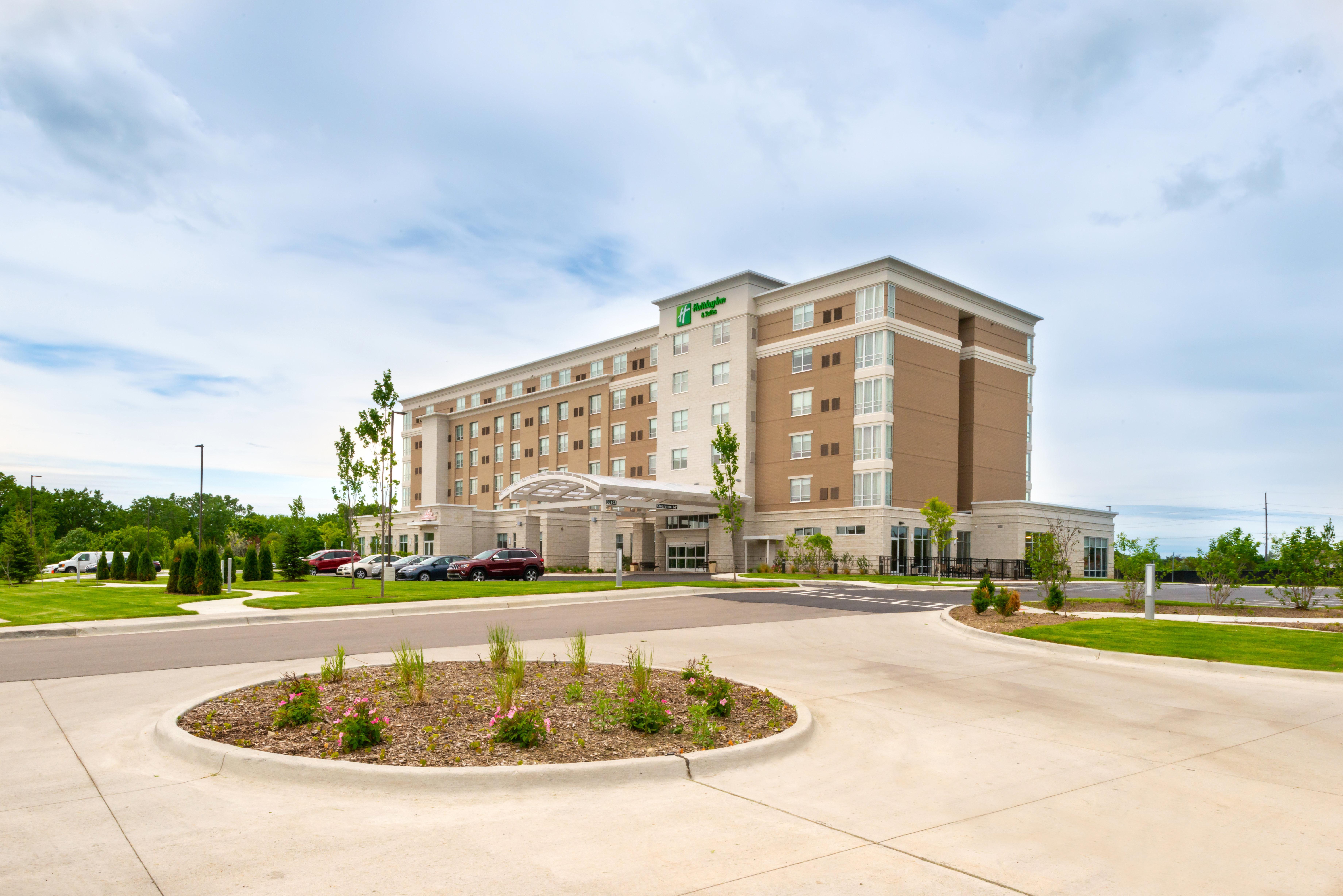 Holiday Inn & Suites - Farmington Hills - Detroit Nw By Ihg Экстерьер фото