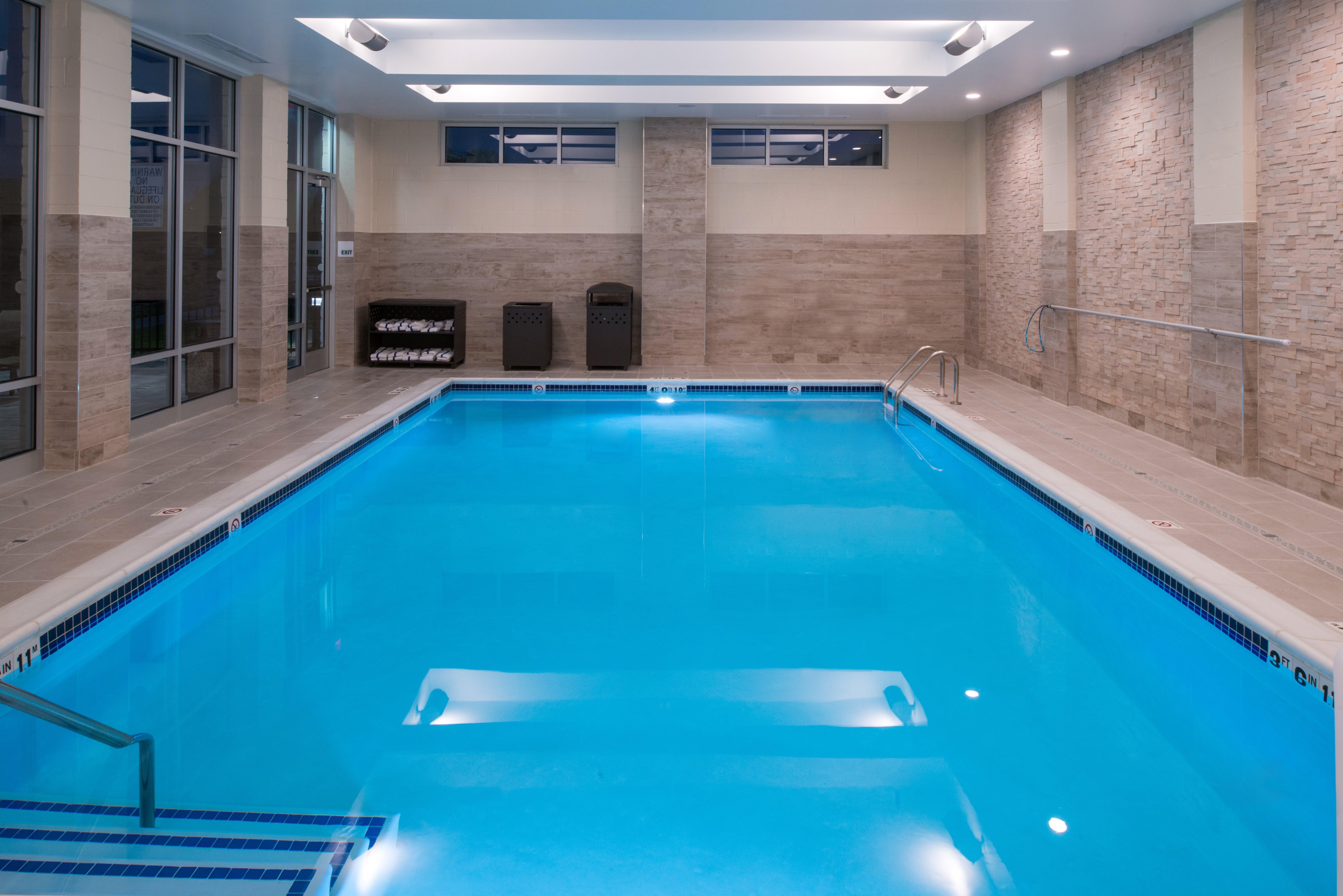 Holiday Inn & Suites - Farmington Hills - Detroit Nw By Ihg Экстерьер фото