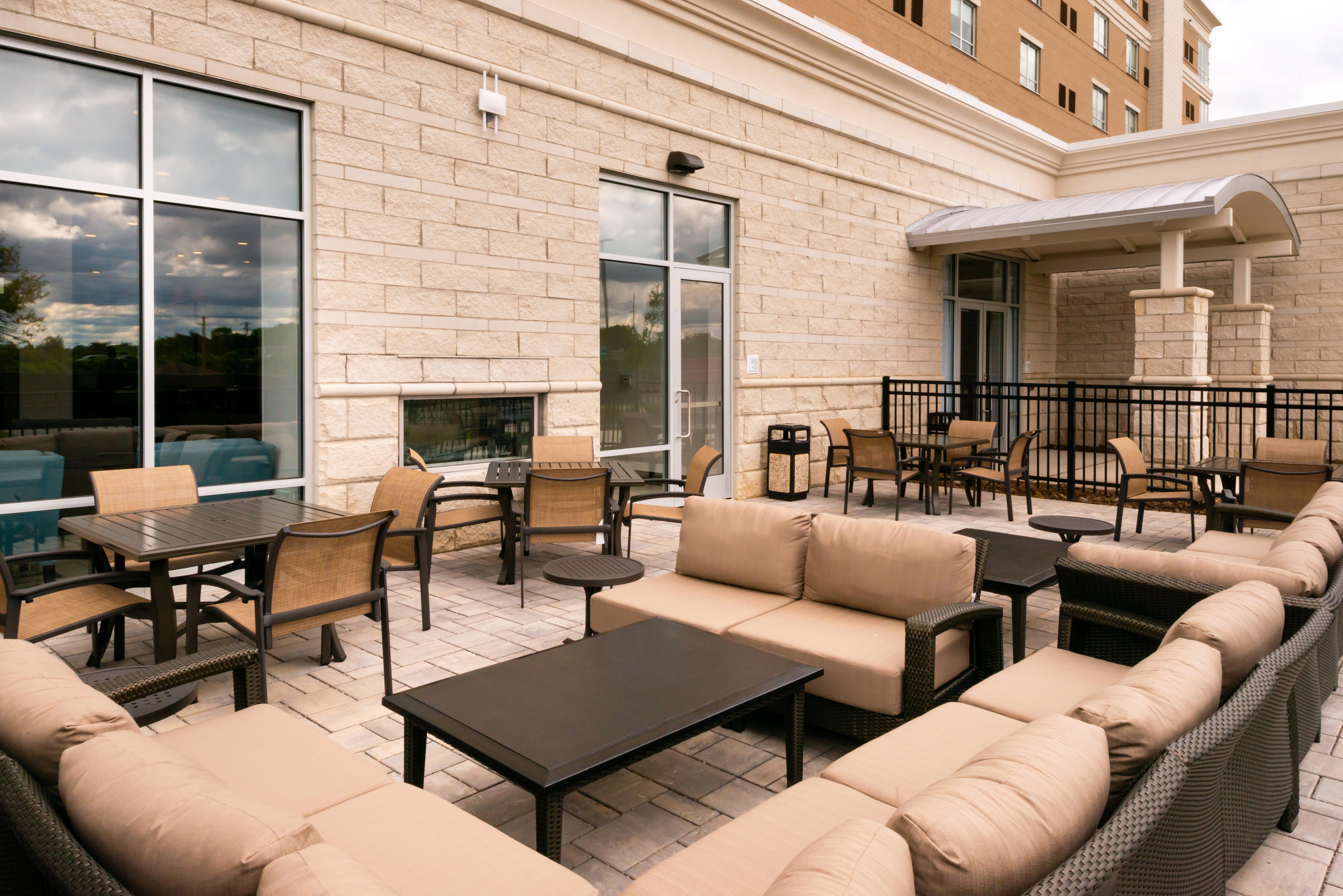 Holiday Inn & Suites - Farmington Hills - Detroit Nw By Ihg Экстерьер фото